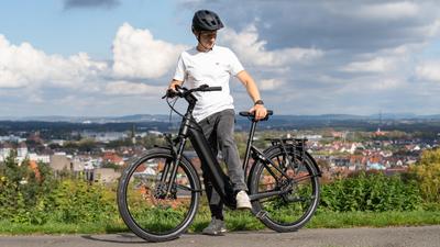 Darauf solltest du achten, wenn du mit dem E-Bike bei Hitze unterwegs bist